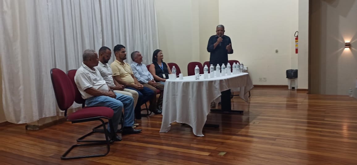 Cerimonial de entrega das matrículas do CDHU.