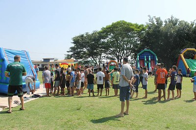 Evento realizado  no campo de futebol no Vista Alegre. (Imagem: Denílson Lopes)