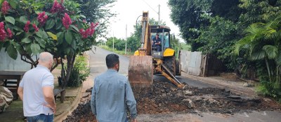 Loiro – diretor Transportes e Trânsito com presidente Dega da Padaria