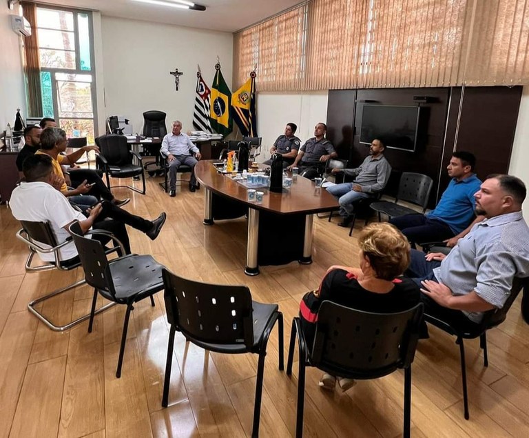 Reunião no gabinete do prefeito