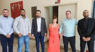 Vereadores durante homenagem ao aniversário de Américo Brasiliense