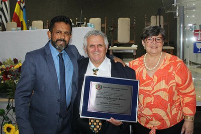 Pastor Zezinho recebe Título de Cidadão Ameriliense