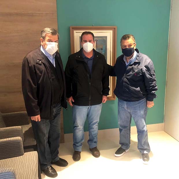 Dr. Roberto Massafera, vereador Leandro Mancha e Marcelo Barbieri. (Imagem divulgação)